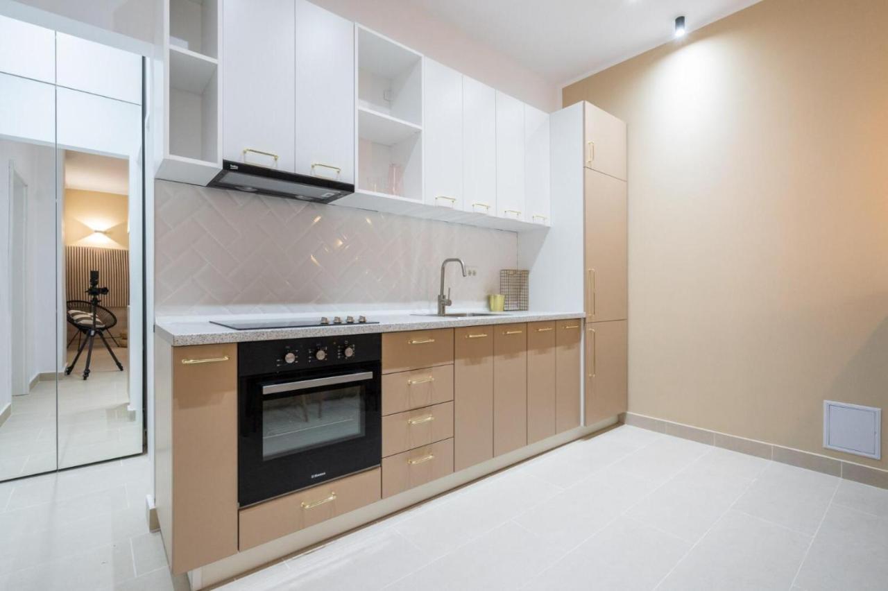 Fabulous Apartament With View In Calea Victoriei Bucareste Exterior foto