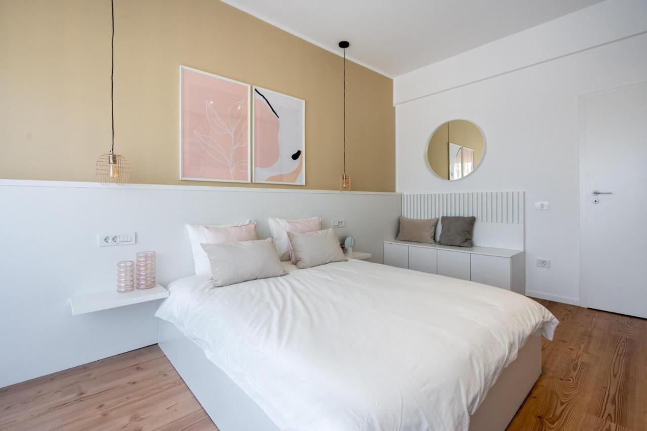 Fabulous Apartament With View In Calea Victoriei Bucareste Exterior foto